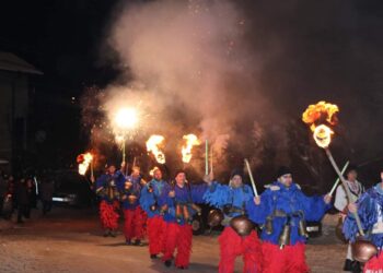 Вълшебната нощ на Сурова (снимки)