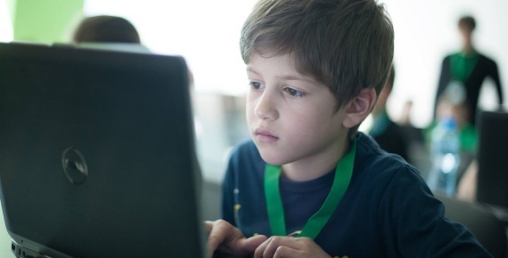 Деца програмират с роботи в библиотеката 1 telerik kids academy programming 3