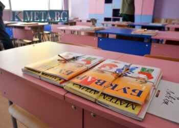 Учител ще се става и дистанционно