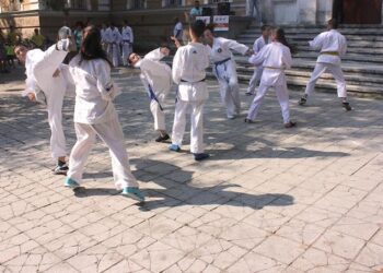 От аеробика до велоразходка пробваха почитателите на спорта в Плевен