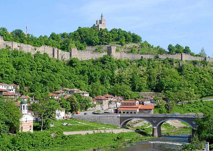 Купувачи дават над 500 000 лева за малки общински парцели 1 veliko tarnovo panorama 4