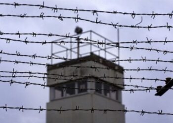 Надзиратели излизат на протест навръх празника си