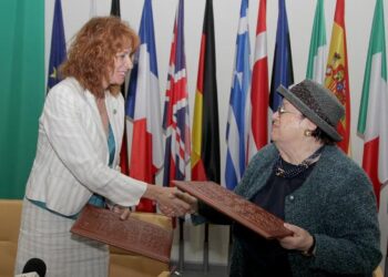 Общините обявяват заралийка за “Дарител на годината”