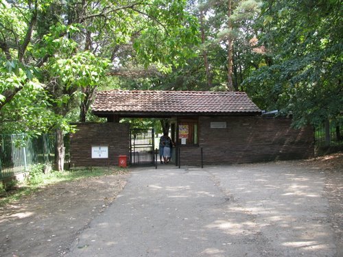 Старата градска баня и Зоопаркът в Ловеч със зимно работно време 1 zoo lovech1