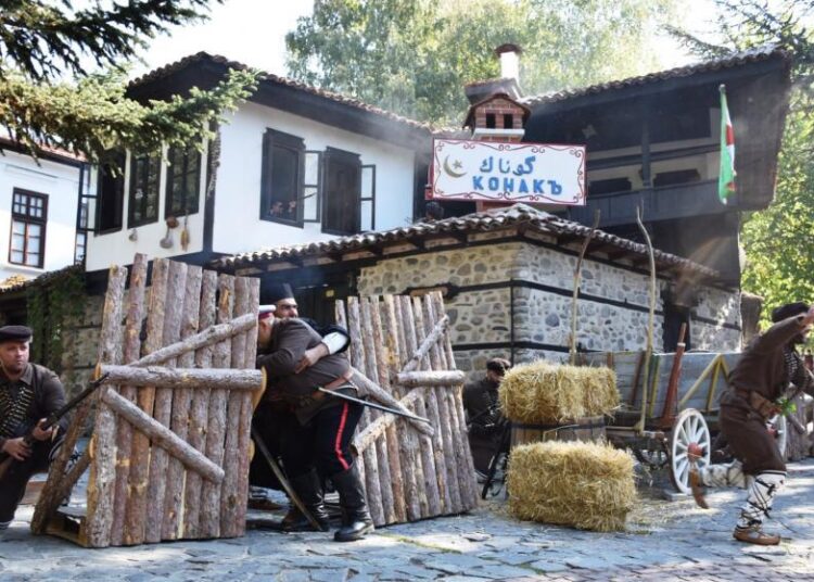 Историческа възстановка и шествие за свободата на Благоевград 1 Блг 01 4