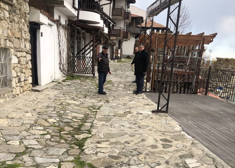 Туристи ще ходят по обновени улици в Стария Несебър 1 Снимка: Община Несебър