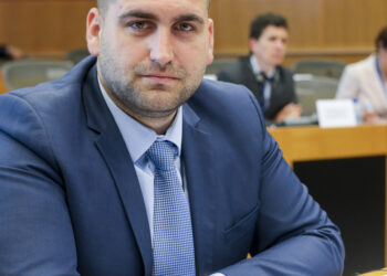 Новаков дарява детска площадка на Благоевград
