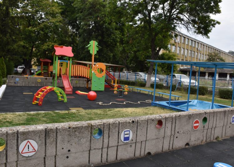 Ремонтират бивше училище, става база за игри 1 Снимката е илюстративна