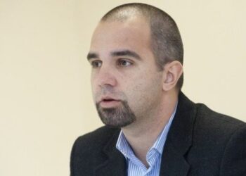 Протестът бетонира Борисов