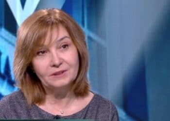 Уволнената шефка на НАП: Уведомиха ме по телефона
