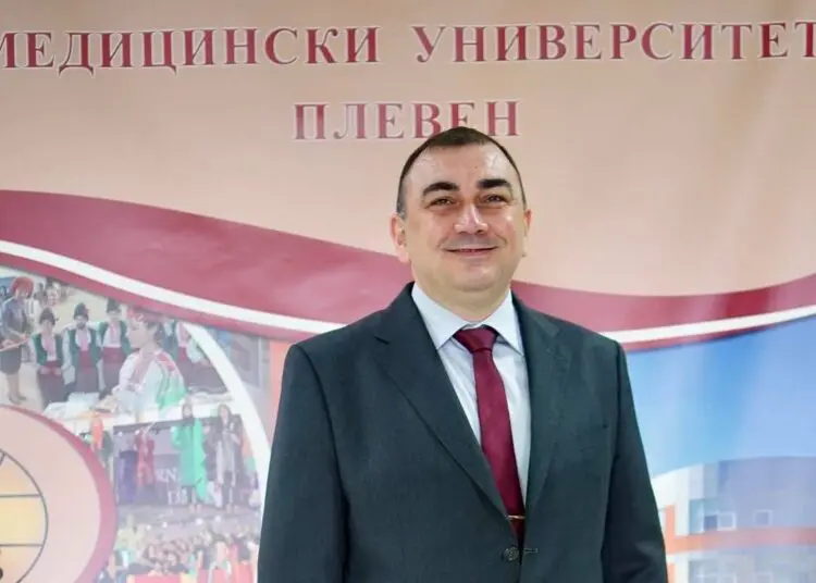 Голям онкохирург е новият ректор на Медицинския университет в Плевен 1 От общо 206 делегати, 201 са гласували за него