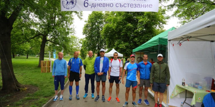 6-дневно състезание изпитва силата на духа на 8 бегачи