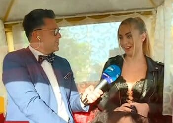 Абитуриентка отива на бала с каляска и кочияш