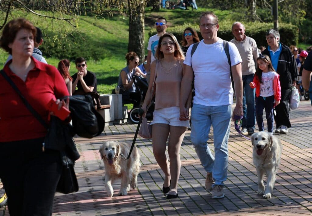 Ваксинират граждани в софийските паркове уикенда 1 И в Южния парк ще се поставят ваксини.