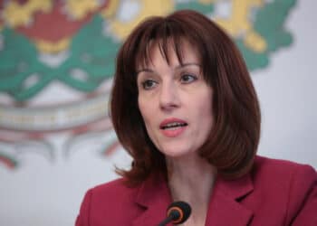 Камелия Нейкова е председател на назначената с указ днес Централна избирателна комисия