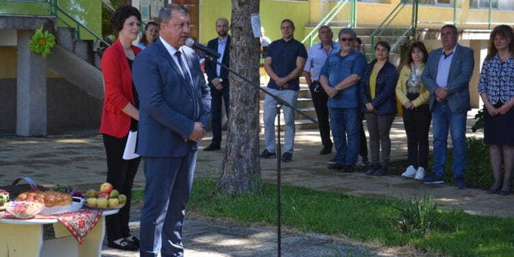 Детска градина в Павликени ще има нови площадки