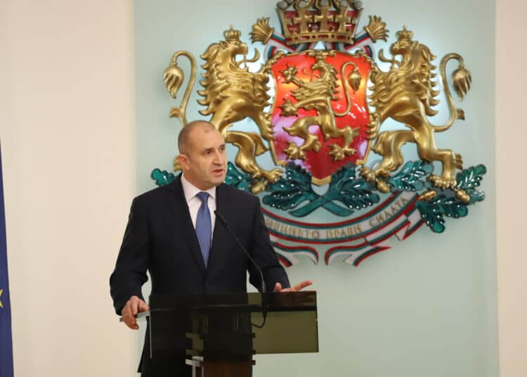 Румен Радев