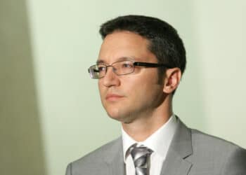 Вигенин е председател на новия предизборен щаб в БСП