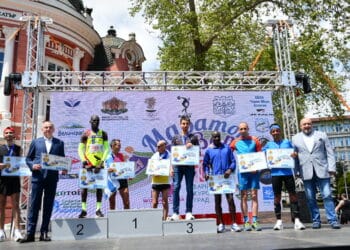 Бегач почина на маратона във Варна