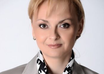 Polly KarastoyanovaWEB