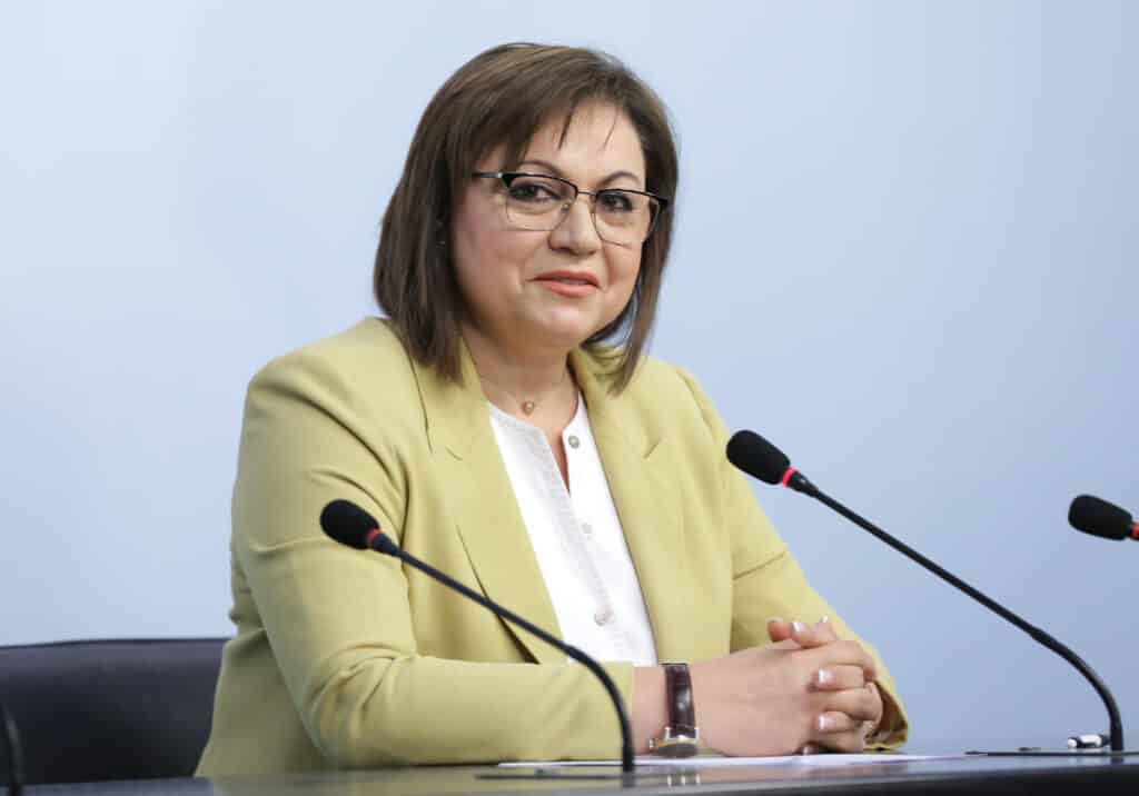 Корнелия Нинова