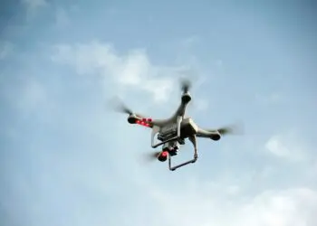 quadricopter 451754 640