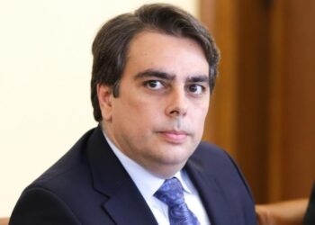Асен Василев