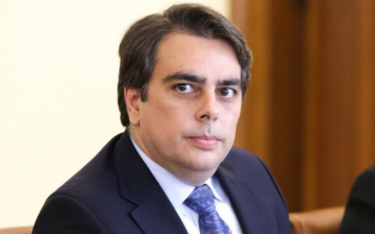 Асен Василев
