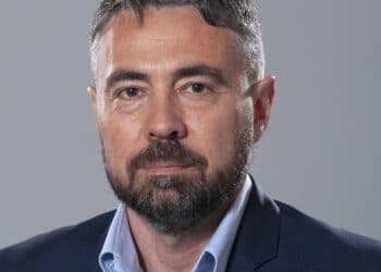 Държавата използва всички резерви, за да не плащаме скъп ток 7 Ето кои са имената в новата власт (ГАЛЕРИЯ)