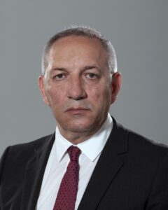 андрей кузманов