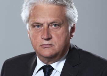 Ето кои са имената в новата власт (ГАЛЕРИЯ)