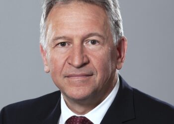 Новият здравен министър остави хартиените рецепти