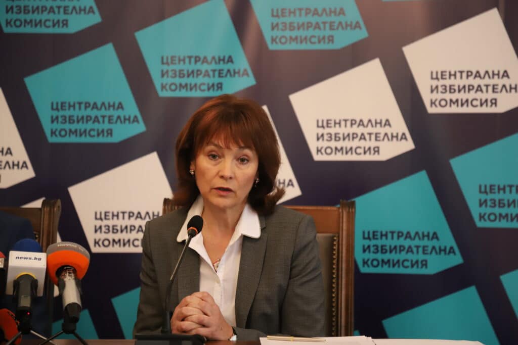 ЦИК обявява балотажа утре, а резултатите за НС - в четвъртък 1 Росица Митева
