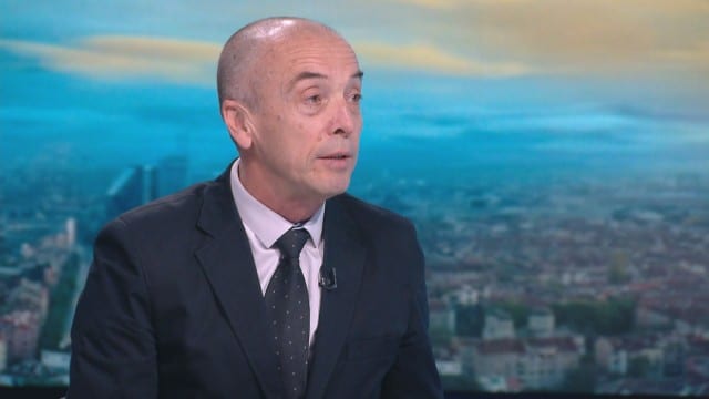 Доц. Мангъров: От мерките загинаха повече хора отколкото от коронавируса