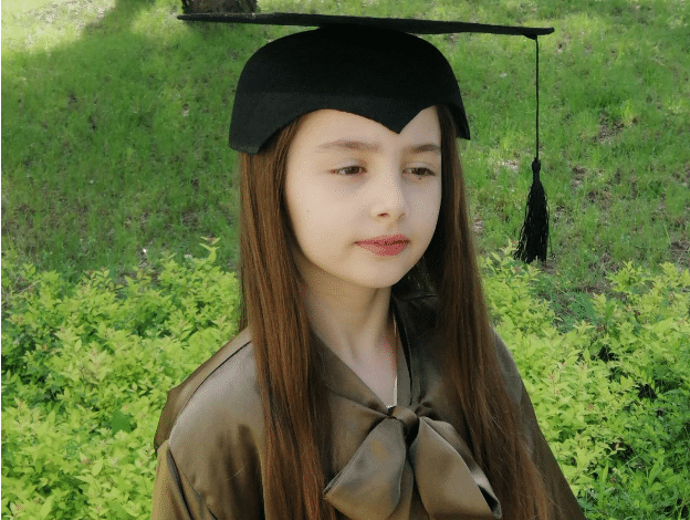 Яница Карачорова