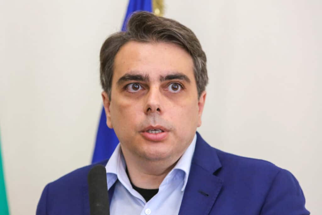 Асен Василев