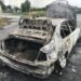 Автомобилът е напълно изгорял.
