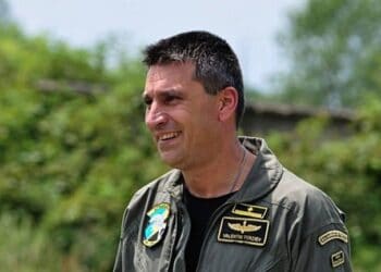 Валентин Терзиев загина при падането изтребителя.