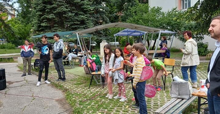 9 ученически екипа и местни общности от София и страната представиха идеите си в конкурса