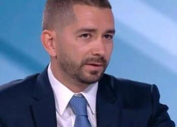 Никой не се опитва да спечели избиратели с програма