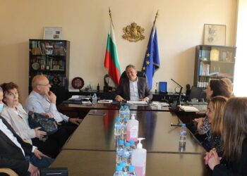 Министър Кацаров се срещна с представители на различни пациентски организации