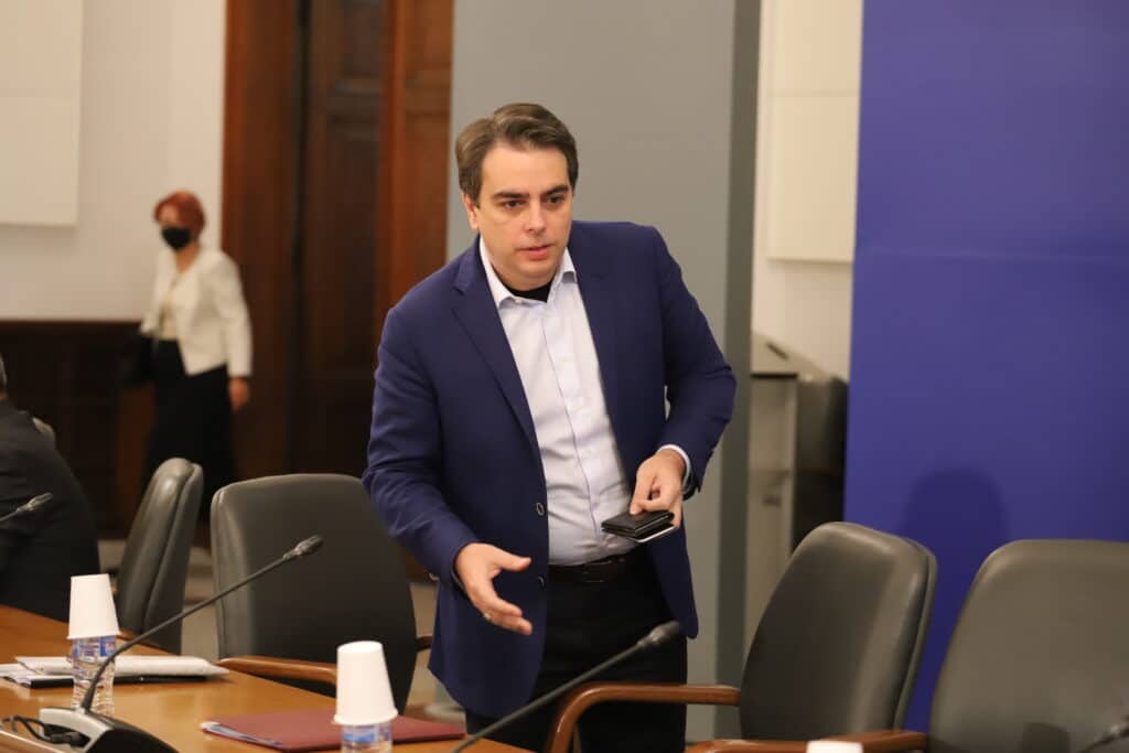 Асен Василев