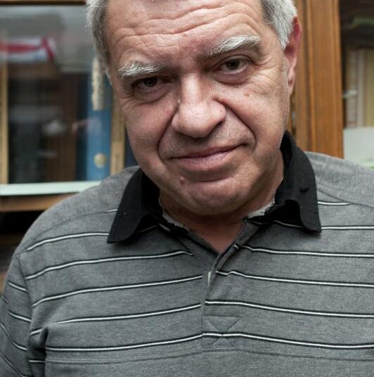 Михаил Константинов