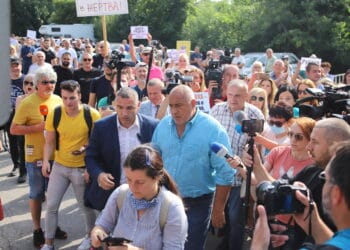 Борисов пристигна за разпита в “Национална полиция” (Снимки)