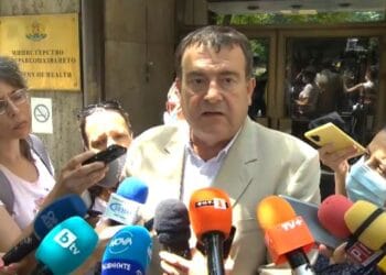 Проверка на Здравната каса довела до смяната на Балтов