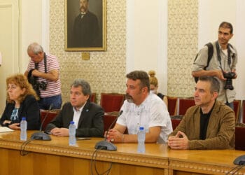Продължават експертните преговори на "Има такъв народ"