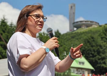 Корнелия Нинова