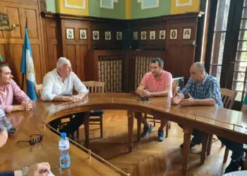 Зико обеща еднакво финансиране за двата отбора