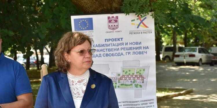 Първа копка на модерния скейт парк в Ловеч