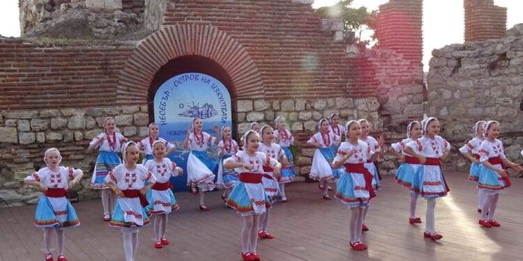  „Несебър - остров на изкуствата“ събра таланти от България и Украйна